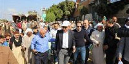 استجابة فورية لمطالب الأهالي.. محافظ المنيا يُنهي معاناة «شارونة» من ضعف المياه ويرفع طاقة المحطة 4 أضعاف لتصل إلى 100 لتر/ثانية