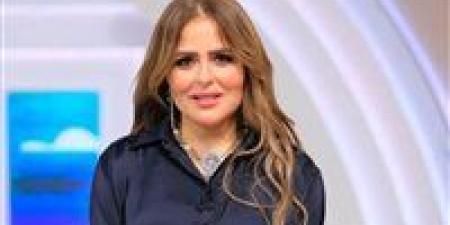 لوحة المليجي بالكمامة خلف أحمد السقا تشعل السوشيال.. واسم مها الصغير يتصدر محركات البحث (القصة كاملة)