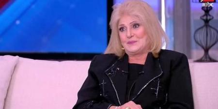 على جهاز تنفس صناعي.. تطورات الحالة الصحية للفنانة جليلة محمود بعد نقلها العناية المركزة