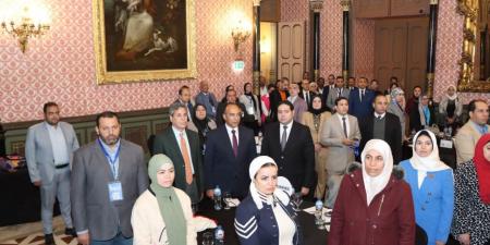 نائب المحافظ يشهد احتفالية وزارة الاتصالات للإطلاق التجريبي لمنصة "Govlnnover"