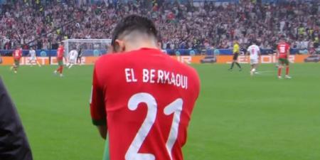 نهائي
كأس
العرب
2025:
كريم
البركاوي
يغادر
مباراة
المغرب
والأردن
بسبب
الإصابة
ومشاركة
المهديوي