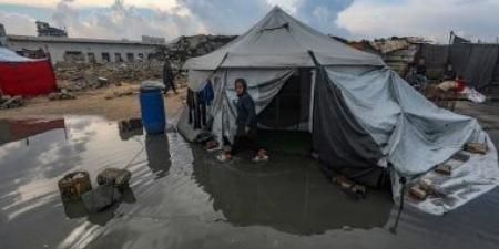 الصحة الفلسطينية: وفاة طفل رضيع نتيجة البرد القارس بخان يونس