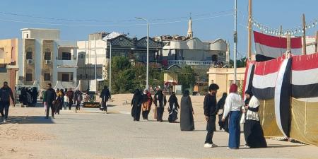 خلال
      اليوم
      الثاني..
      محافظ
      جنوب
      سيناء
      يتابع
      سير
      العملية
      الانتخابيةلجولة
      الإعادة
      لانتخابات
      مجلس
      النواب