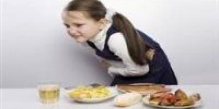 ننشر
      أسماء
      المصابين
      بتسمم
      غذائي
      عقب
      تناولهم
      وجبة
      شاورما
      فاسدة
      في
      المحلة