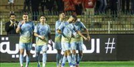 بصعوبة
      شديدة:
      الأهلي
      يفوز
      على
      سيراميكا
      كليوباترا
      بهدف
      نظيف
      في
      كأس
      عاصمة
      مصر