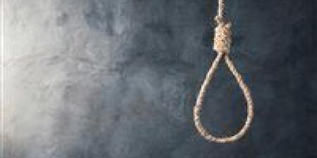 حبل
في
السقف
ينهي
حياة
طالب
بالعمرانية..
واعترافات
صادمة
لوالدته