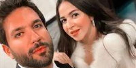 هل
      يتزوج
      حسن
      الرداد
      مرة
      ثانية؟..
      ايمي
      سمير
      غانم
      ترد:
      «من
      حقه»