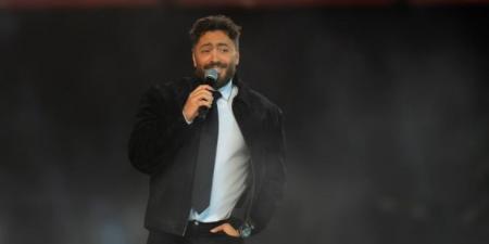 جزاكم
      الله
      خير..
      أول
      تعليق
      من
      تامر
      حسني
      بعد
      حفله
      الخيري
      في
      قصر
      عابدين