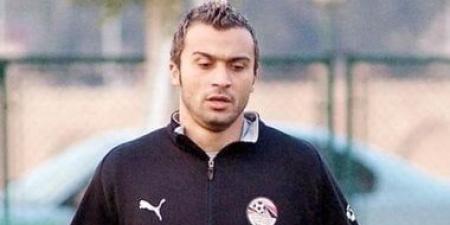 إبراهيم سعيد يغير لون شعره بين شوطي مباراة تتويج الأهلى بدوري الأبطال