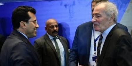 وزير الرياضة يهنئ حسن مصطفى لفوزه برئاسة الاتحاد الدولى لكرة اليد