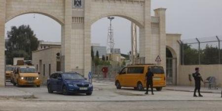 المعابر والحدود الفلسطينية: تعديل ساعات العمل بمعبر الكرامة بعد غد