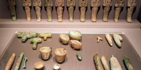 مقتنيات المتحف المصرى.. أدوات تماثيل أوشابتى