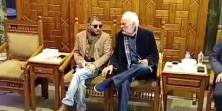 غياب
      أحمد
      الفيشاوي..
      بدء
      عزاء
      سمية
      الألفي
      بحضور
      نجلها
      عمر
      وشقيقها