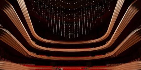 أوبرا دوسلدورف الجديدة بتصميم داخلى مستوحى من الكهوف.. صور