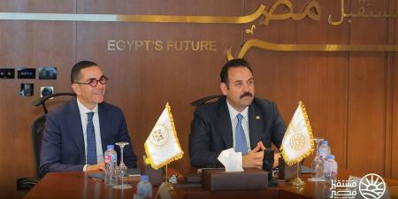 رئيس
      جهاز
      مستقبل
      مصر
      يلتقي
      وزير
      الاستثمار
      لبحث
      خارطة
      فرص
      استثمارية
      متكاملة