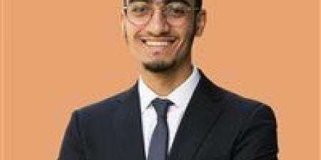 رئيس
      جامعة
      المنصورة
      يهنئ
      الطالب
      حمزة
      أبو
      الخير
      لانضمامه
      إلى
      قائمة
      Forbes
      Middle
      East
      30
      Under
      30
      لعام
      2025