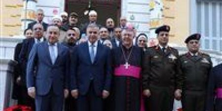 بحضور
      محافظ
      الإسكندرية..
      رئيس
      جامعة
      الإسكندرية
      يشارك
      الطوائف
      المسيحية
      الغربية
      احتفالات
      العيد
      المجيد