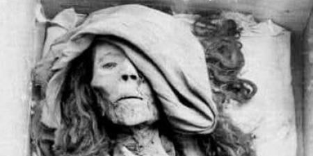 أول امرأة فرعونية تُذكر في المراسلات الدولية.. حكاية الملكة تي