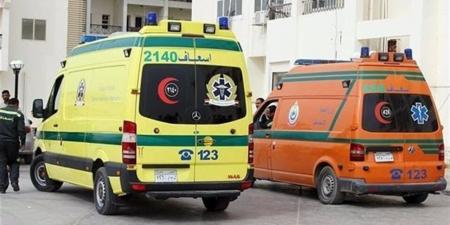 رفع آثار حادث تصادم بين سيارتين بطريق أبو زعبل - شبين القناطر بمحافظة القليوبية