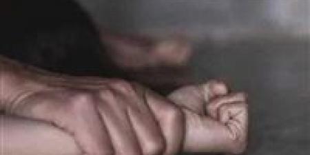 ضبط أب هتك عرض ابنته والقبض على جد ووالدة طفلة متوفاة في المنوفية