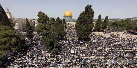 المسجد الأقصى يستقبل المصلين في أول جمعة بعد إغلاق 5 أسابيع