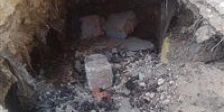 هبوط أرضي محدود في دفنو بإطسا يثير القلق.. وتحرك عاجل لفحص المرافق وتأمين الأهالي