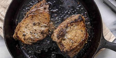 الأكل في وقت متأخر.. تأثيره الحقيقي على الجسم والوزن