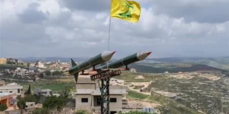 عاجل.. "حزب الله" ينفذ عشرات العمليات العسكرية ويقصف مستوطنات الشمال