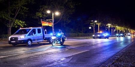 عاجل.. قافلة سيارات تتجه إلى برلين احتجاجا على ارتفاع أسعار الوقود