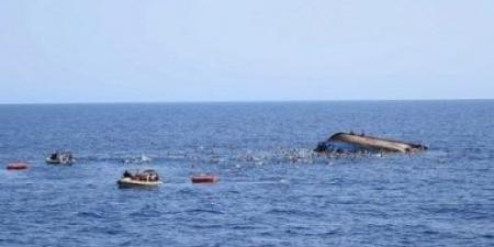مصرع 6 أشخاص جراء غرق قارب كان يقل مهاجرين قبالة سواحل طبرق شرق ليبيا