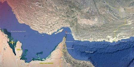 تصعيد في مضيق هرمز.. طهران تلوّح بالسيطرة وواشنطن ترفض الابتزاز