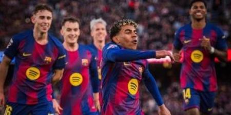 برشلونة على أعتاب المجد حال تحقيق لقب الدوري الإسباني