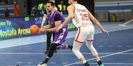 الزمالك يفوز على الاتصالات ويتوج بكأس مصر لكرة السلة رجال.. صور