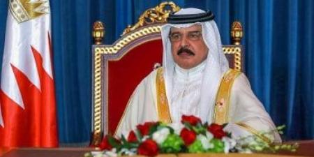 ملك البحرين: متمسكون بمواقفنا الداعية لحل الأزمات عبر الحلول السلمية