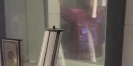 غيرت مسار نهاية مأساوية.. يسري الفخراني يعلق على عودة شيرين عبد الوهاب