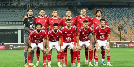 الأهلى يكلف عبدالحفيظ بملف التجديد لـ«الشحات» و«كوكا».. وتأجيل باقى اللاعبين حتى نهاية الموسم