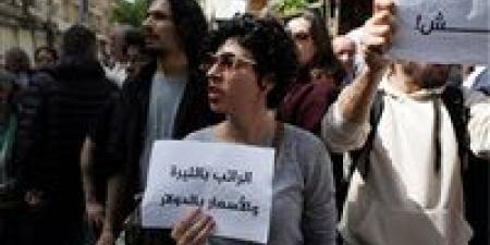 أزمة الموظفين في سوريا.. قرار إنهاء العقود يهدد آلاف العائلات بقطع مصدر رزقها