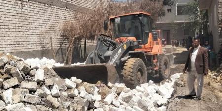 "زراعة بني سويف" تنفذ إزالة لـ 28 حالة تعد على الأراضي الزراعية