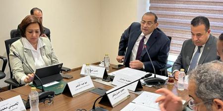 نعمل علي استبدال الخطوط النحاسية.. رئيس المصرية للاتصالات من البرلمان: إعادة فحص جميع طلبات اشتراكات الخطوط الارضيه