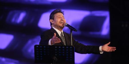 محامي هاني شاكر يقاضي المتسبب في شائعة وفاته ويؤكد: في الرعاية الطبية بباريس