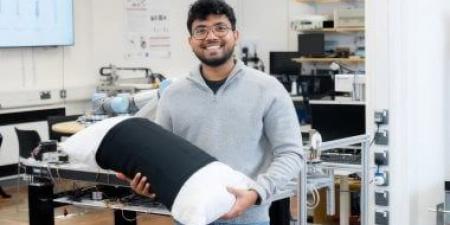 وسادة ذكية تهتز لإنقاذ حياتك: ابتكار قد يغير طريقة تنبيه الصم أثناء النوم