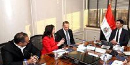 وزير الصناعة يبحث مع شركة كوكاكولا هيلينك مصر الخطط التوسعية للشركة بالسوق المصري
