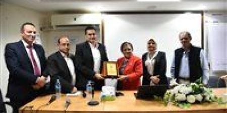 نائب وزير الصحة تتفقد المنشآت الصحية بمحافظة البحيرة وتعقد اجتماعات موسعة