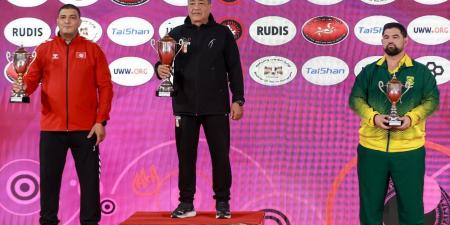 منتخب المصارعة النسائية تحت 20 سنة يتوج بكأس البطولة الأفريقية