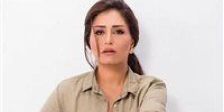 "أكياس القمامة تكشف السر".. خادمة تختفي بمقتنيات من منزل منة فضالي