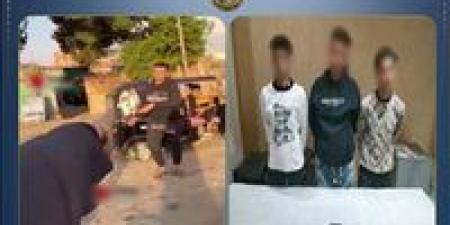 ضبط 3 شباب يستقلون توك توك بتهمة معاكسة فتاة ومضايقتها في الجيزة