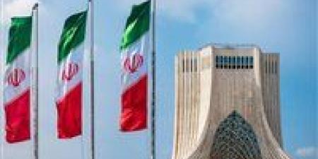 طهران: استيلاء الأمريكيين على سفن إيرانية “انتهاك صارخ” للقانون الدولي