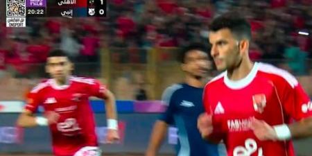 الأهلي ضد إنبي.. ملخص اهداف ونتيجه مباراة الأهلي وإنبي في الدوري المصري الممتاز بعد هدف أحمد سيد زيزو