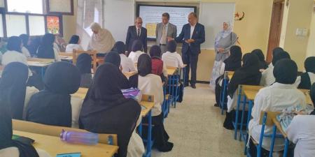 وكيل تعليم بني سويف يهنئ الفائزين في مسابقة المشروع الوطني 2026