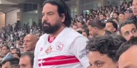 الأهلي يتقدم ببلاغ للنائب العام ضد مدحت عبد الهادي بسبب تطاوله على النادي (خاص)